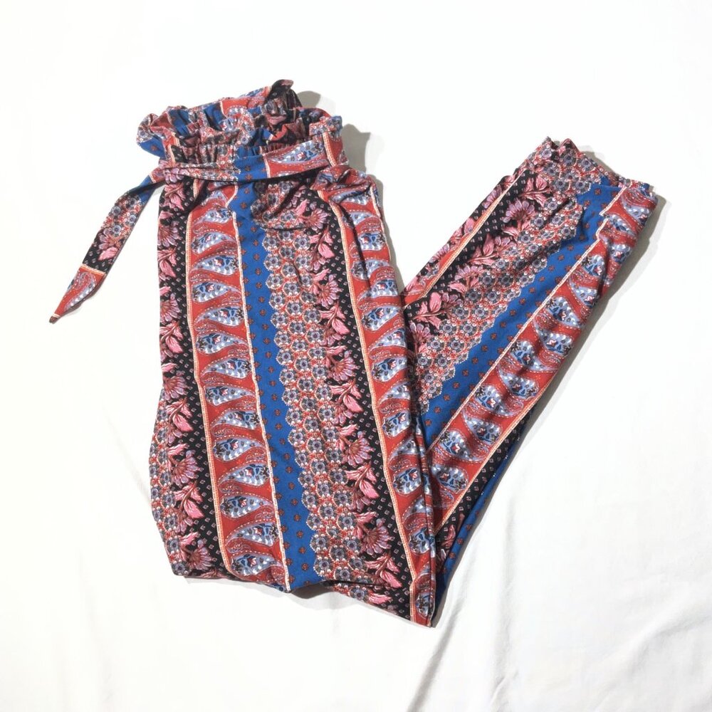 Mudd Bohemian Style Womens Elastic Waist Pants With Tie Belt & Floral Size